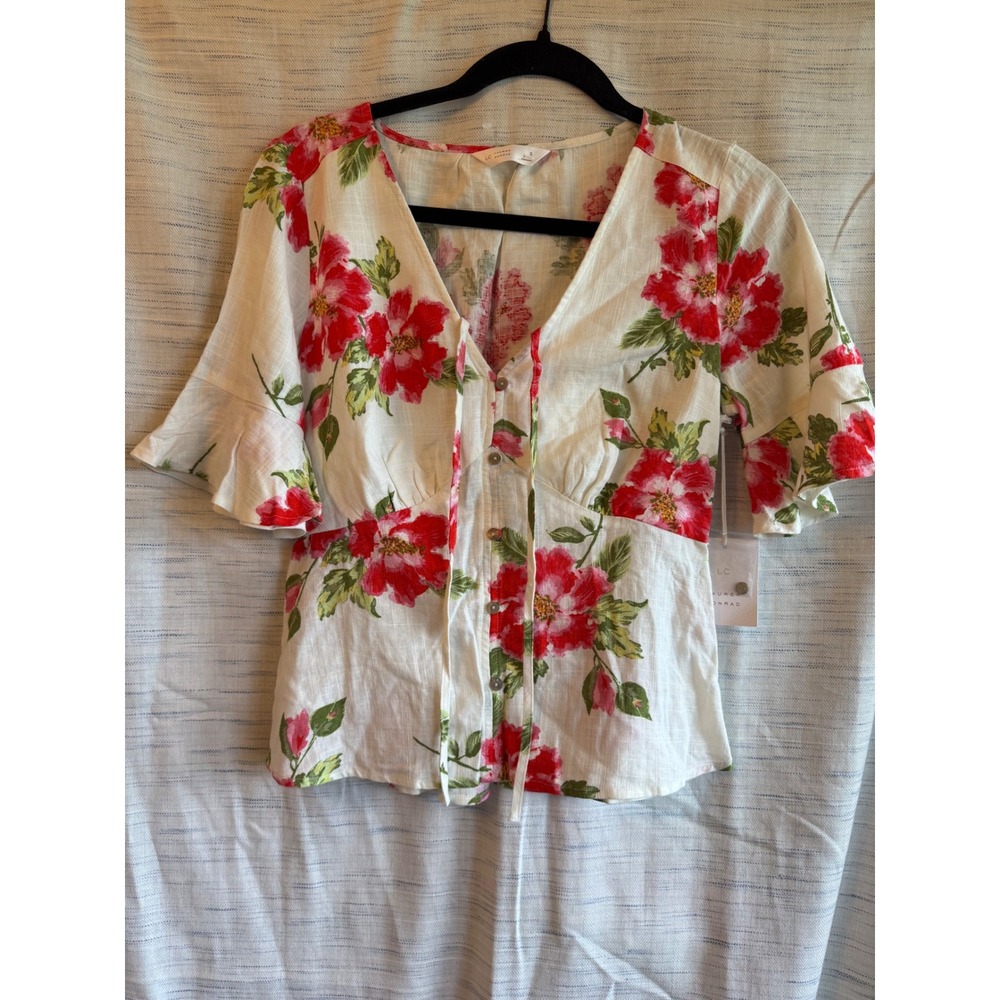 LC Lauren Conrad Floral Hibiscus Button Front Flutter Sleeve Blouse White Red S